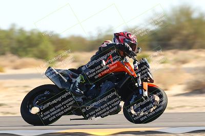 media/Nov-06-2022-SoCal Trackdays (Sun) [[208d2ccc26]]/Turn 7 Set 2 (1050am)/